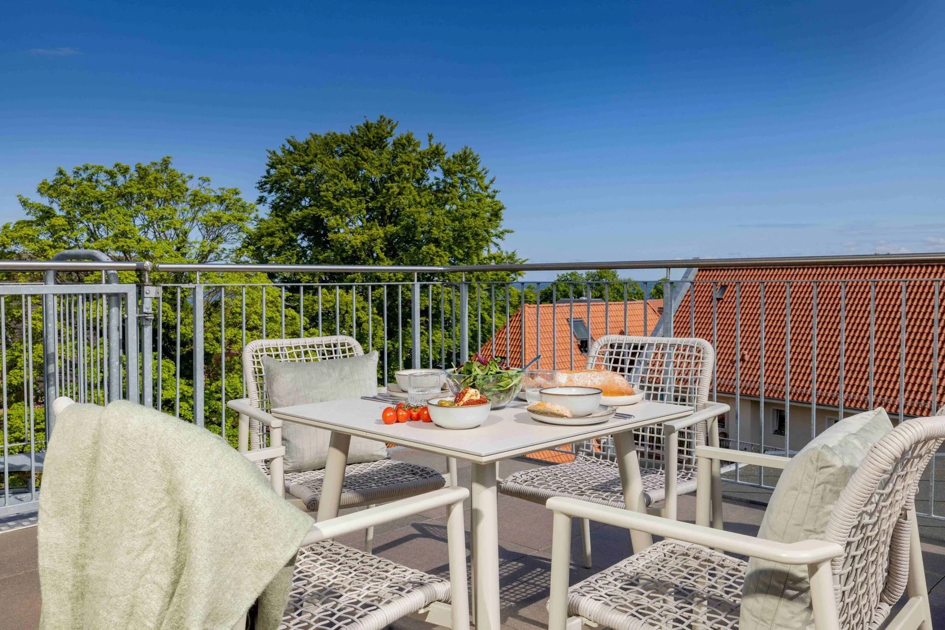 Old Consulate – apartment interior
