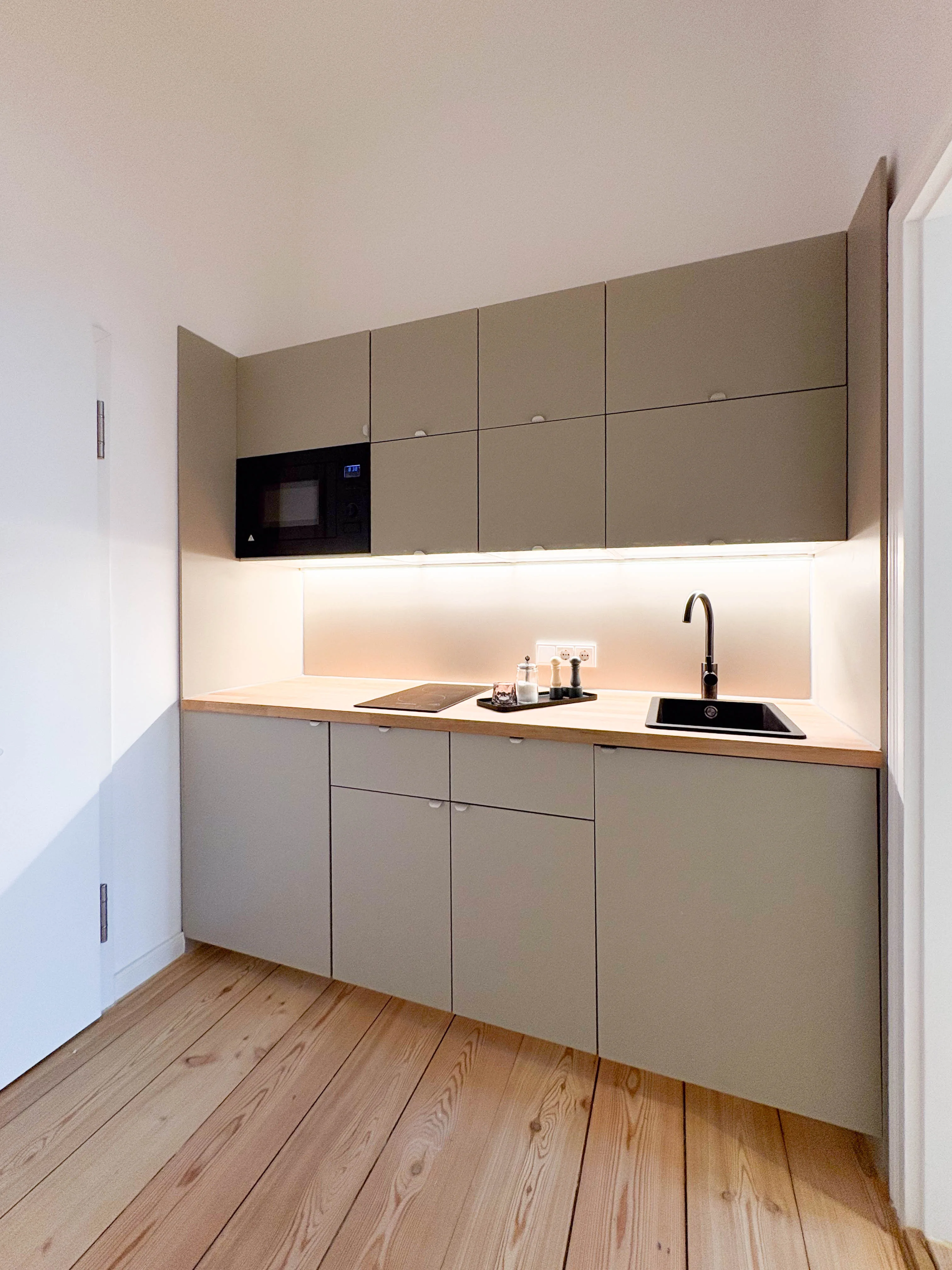 At the Old Market – modern kitchen Classic apartment