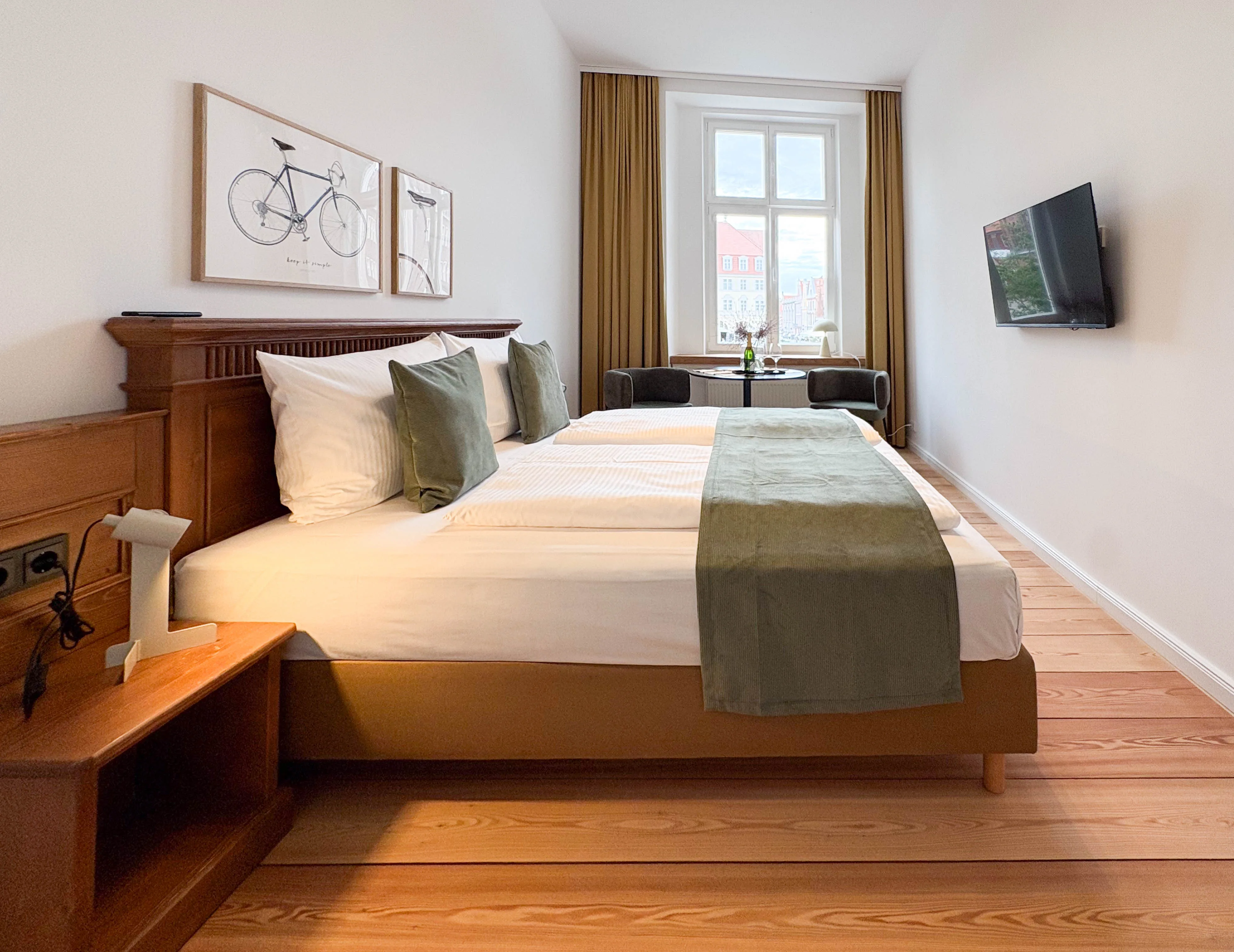 Classic Apartment At the Old Market