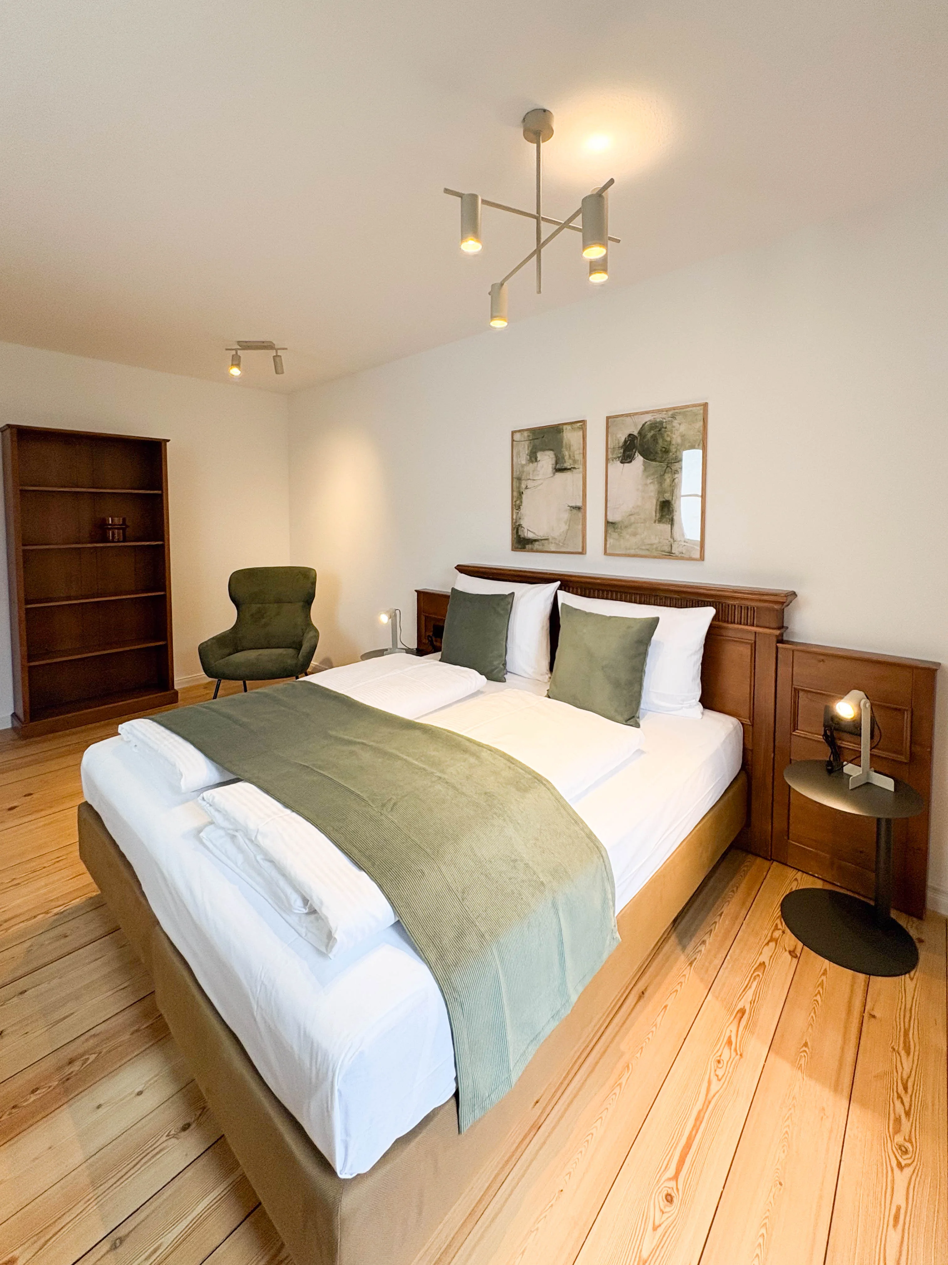 Deluxe Apartment At the Old Market